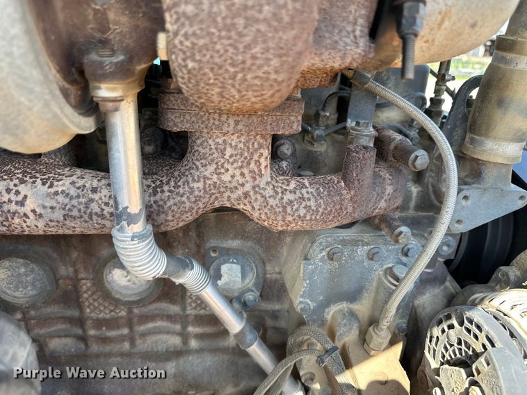 image for item OL9566 2004 Case 621D wheel loader