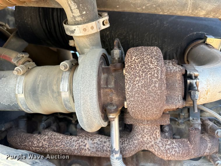 image for item OL9566 2004 Case 621D wheel loader