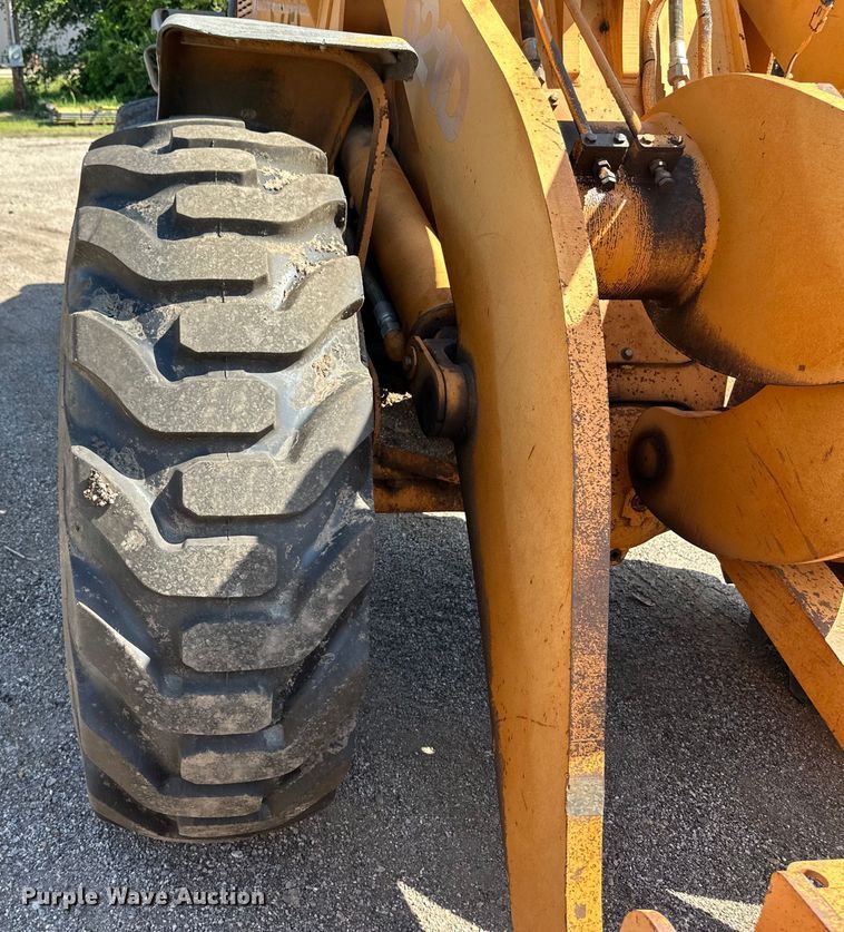 image for item OL9566 2004 Case 621D wheel loader