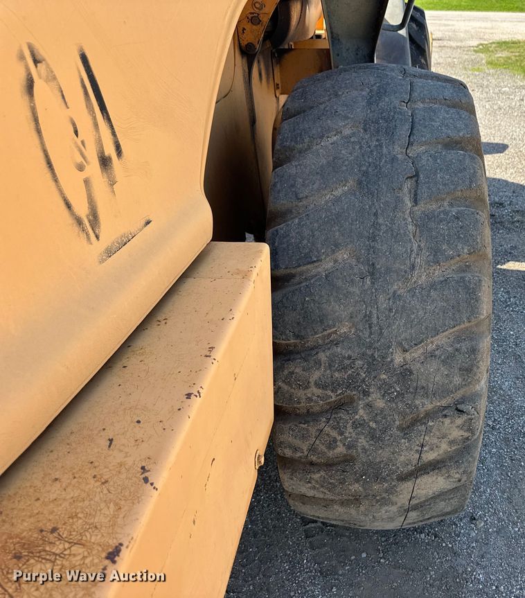 image for item OL9566 2004 Case 621D wheel loader