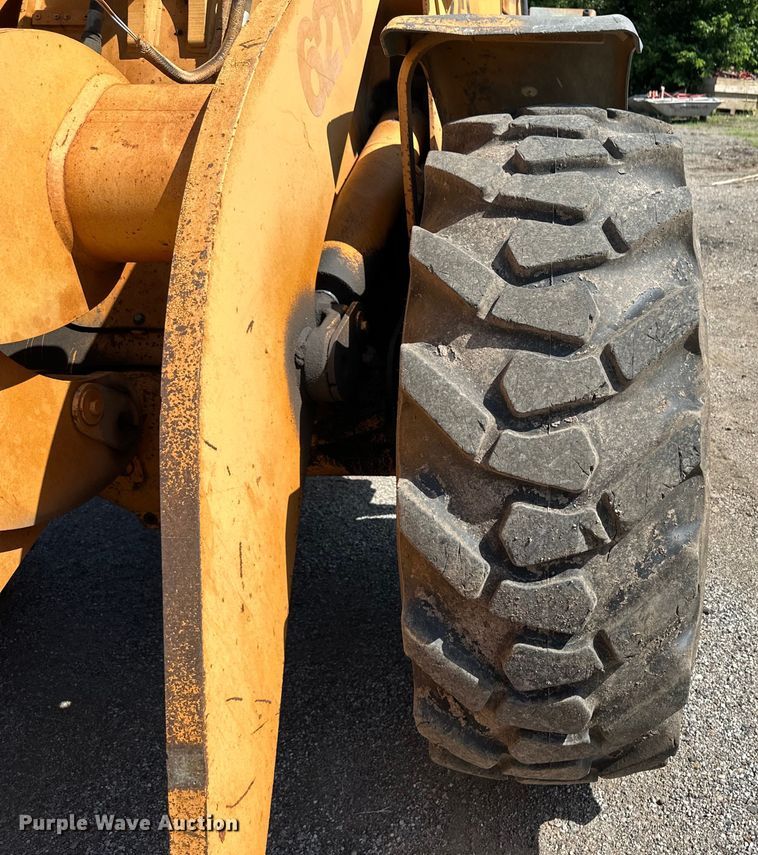image for item OL9566 2004 Case 621D wheel loader