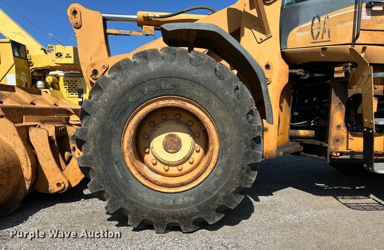 image for item OL9566 2004 Case 621D wheel loader