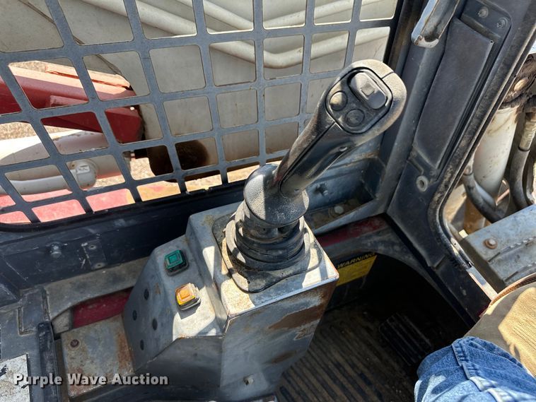 image for item OL9568 2007 Takeuchi TL140 tracked skid steer loader