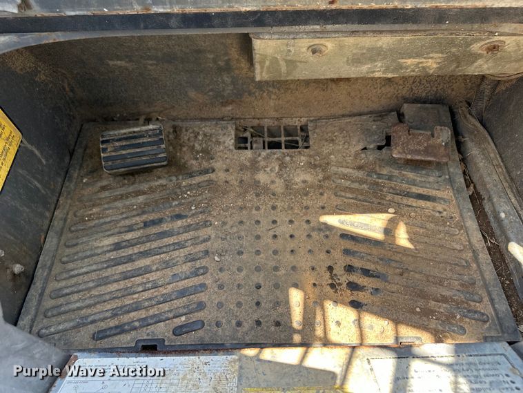 image for item OL9568 2007 Takeuchi TL140 tracked skid steer loader