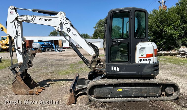 image for item OL9569 2016 Bobcat E45 mini excavator