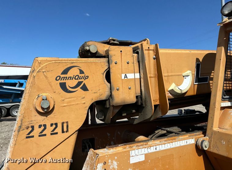 image for item OL9570 1999 Lull 844C-42 Highlander telehandler