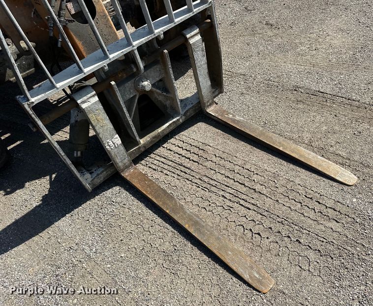 image for item OL9570 1999 Lull 844C-42 Highlander telehandler