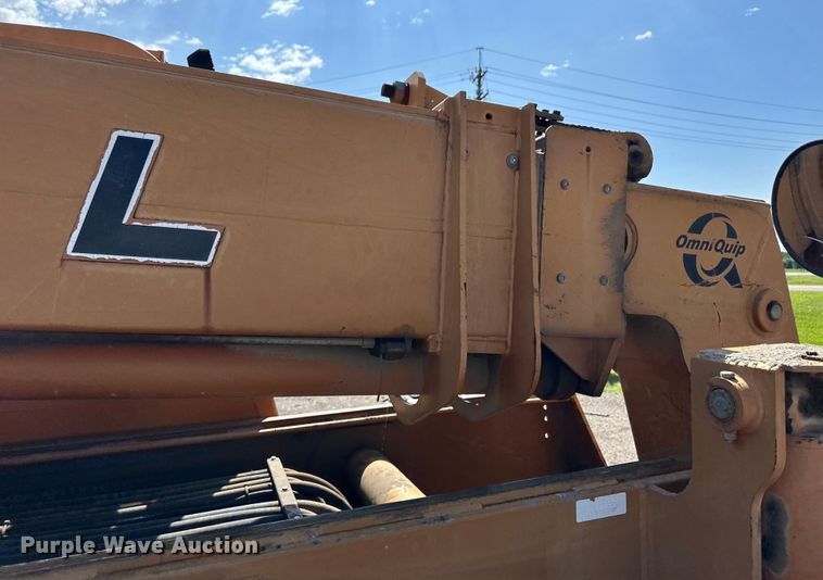 image for item OL9570 1999 Lull 844C-42 Highlander telehandler