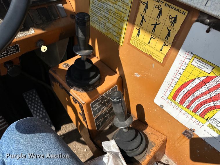 image for item OL9570 1999 Lull 844C-42 Highlander telehandler
