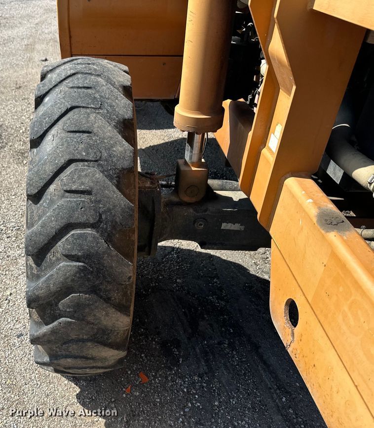 image for item OL9570 1999 Lull 844C-42 Highlander telehandler