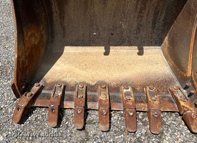 image for item OL9571 Bobcat excavator bucket