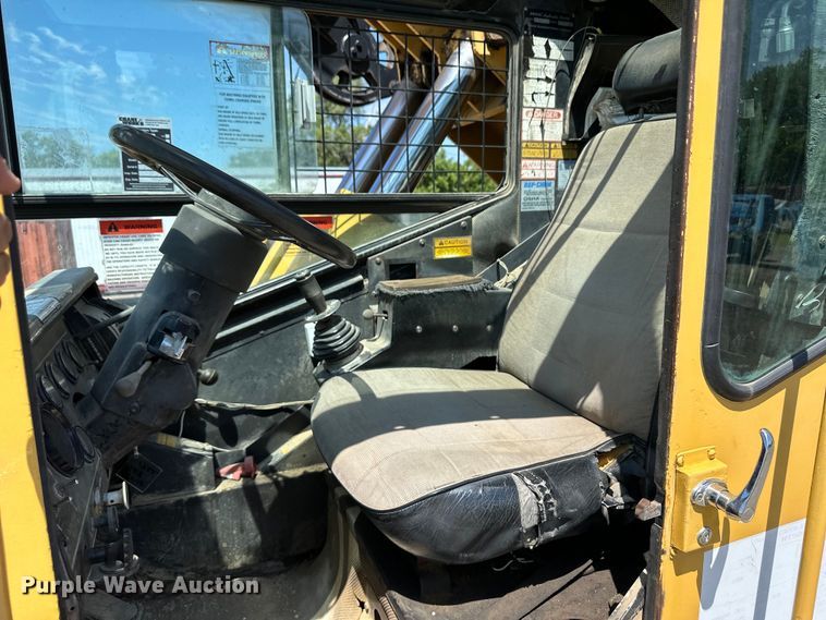 image for item OL9574 1990 Grove RT528C crane
