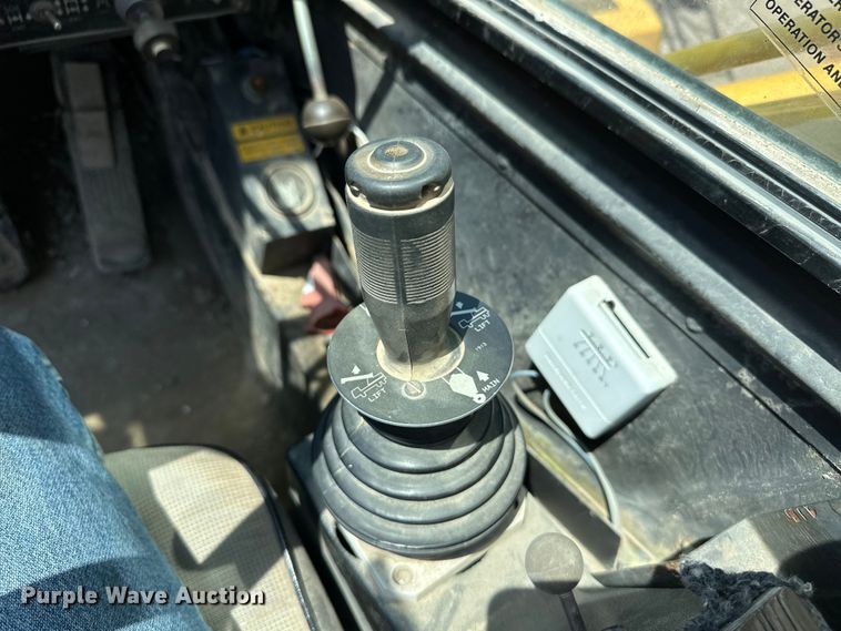 image for item OL9574 1990 Grove RT528C crane