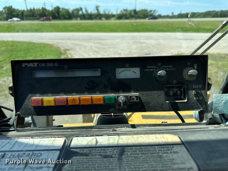 image for item OL9574 1990 Grove RT528C crane