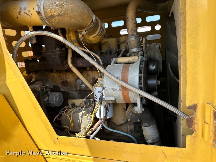 image for item OL9574 1990 Grove RT528C crane