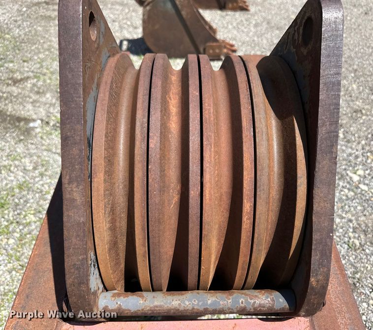 image for item OL9574 1990 Grove RT528C crane