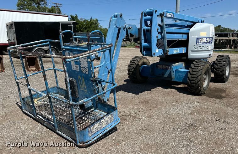 image for item OL9575 2000 Genie Z45/25J boom lift