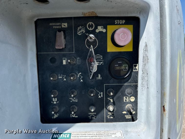 image for item OL9575 2000 Genie Z45/25J boom lift