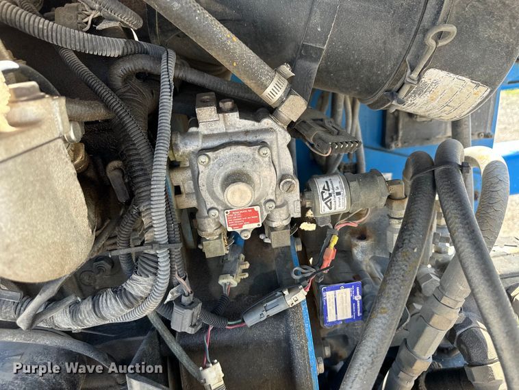 image for item OL9575 2000 Genie Z45/25J boom lift