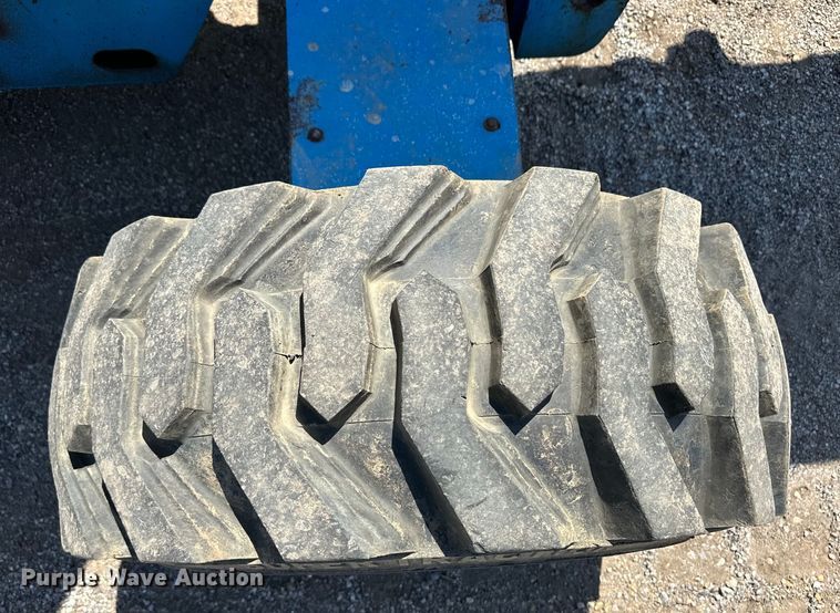 image for item OL9575 2000 Genie Z45/25J boom lift