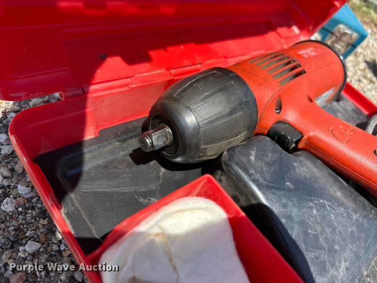 image for item OL9581 Tools