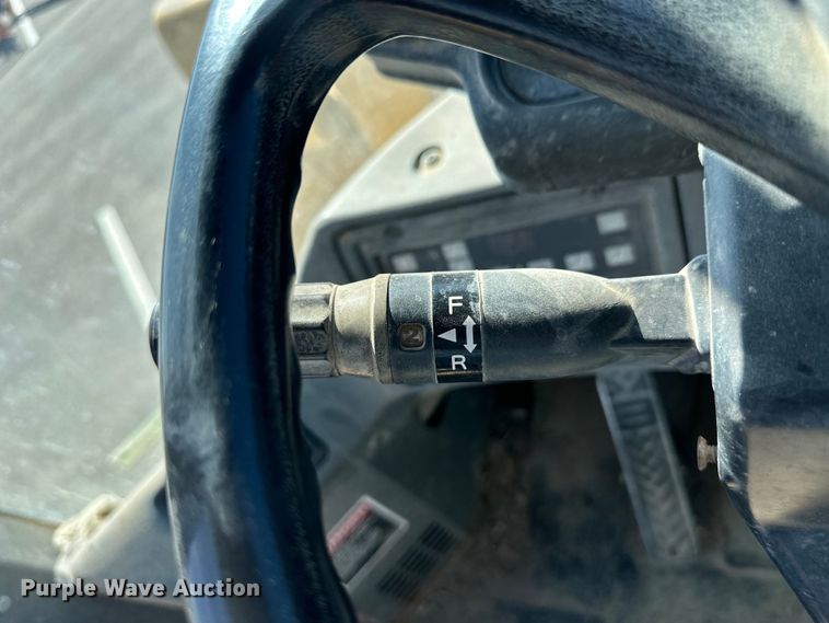 image for item OL9582 Kawasaki Task Master wheel loader