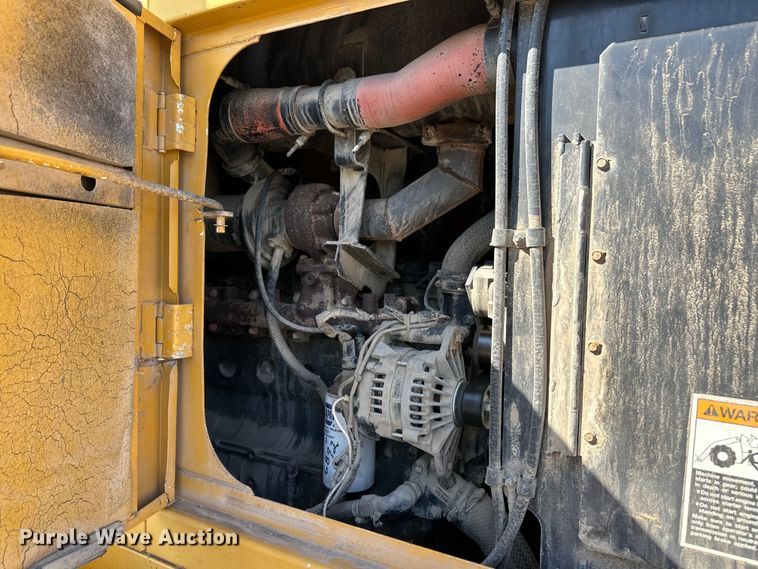 image for item OL9582 Kawasaki Task Master wheel loader