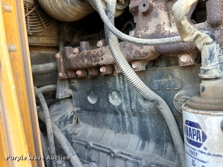 image for item OL9582 Kawasaki Task Master wheel loader