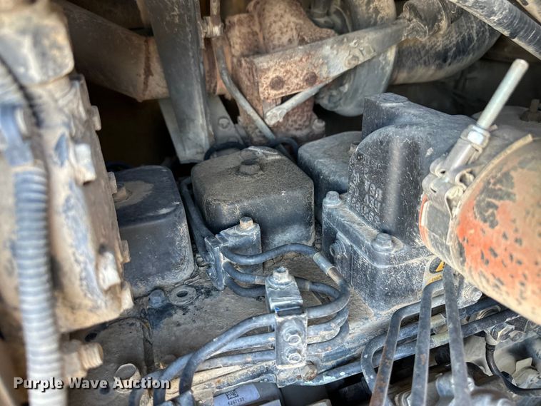 image for item OL9582 Kawasaki Task Master wheel loader