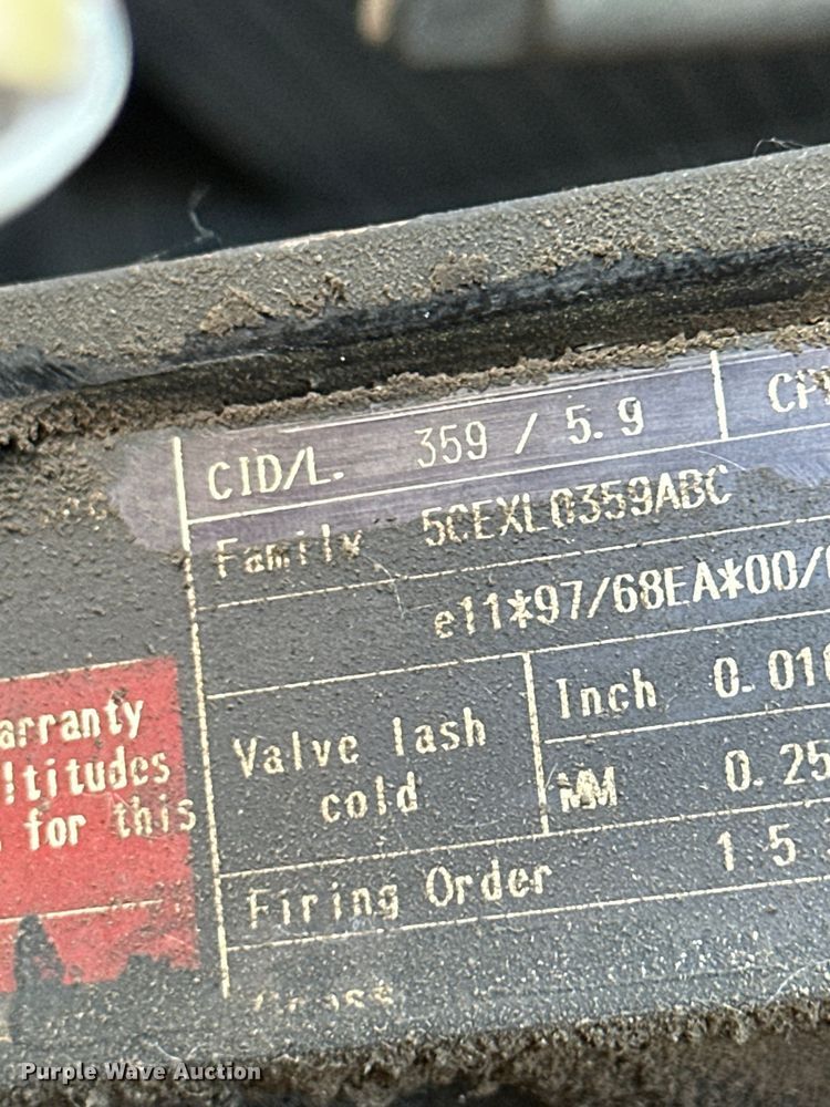 image for item OL9582 Kawasaki Task Master wheel loader