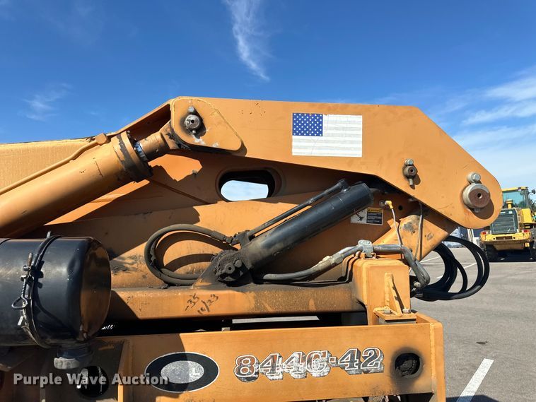 image for item OL9583 2000 Lull 844C-42 telehandler