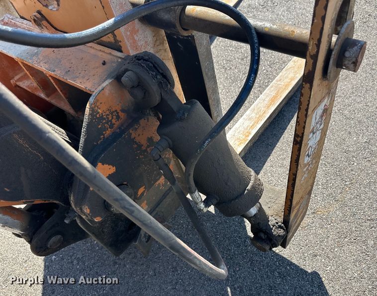 image for item OL9583 2000 Lull 844C-42 telehandler