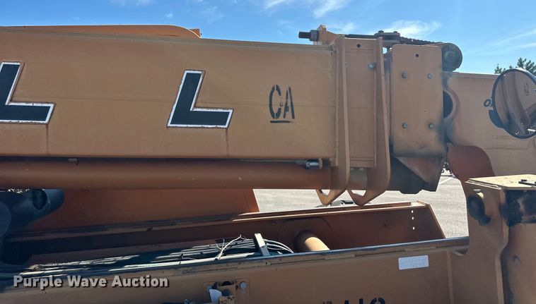 image for item OL9583 2000 Lull 844C-42 telehandler
