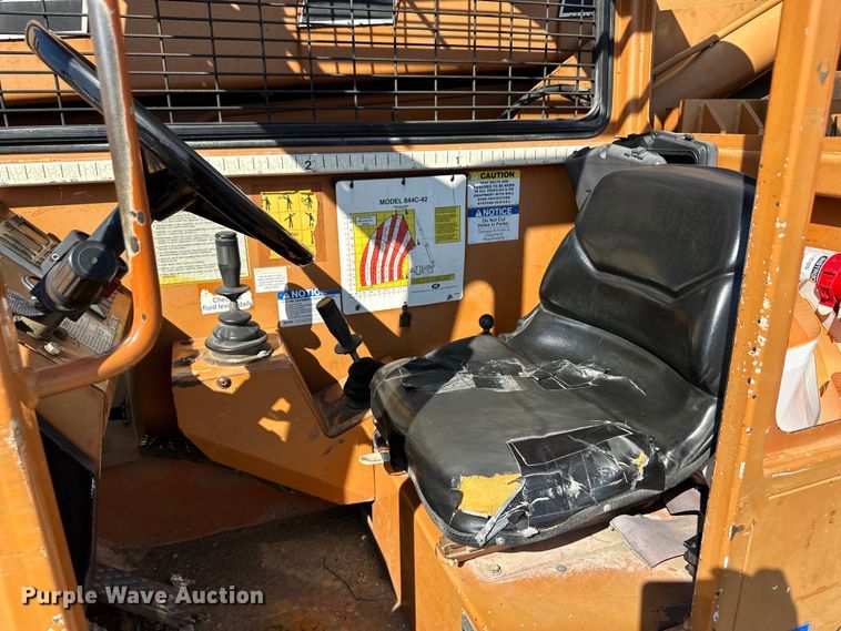 image for item OL9583 2000 Lull 844C-42 telehandler