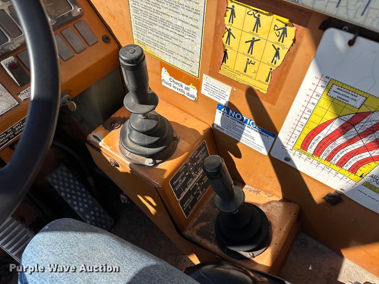 image for item OL9583 2000 Lull 844C-42 telehandler