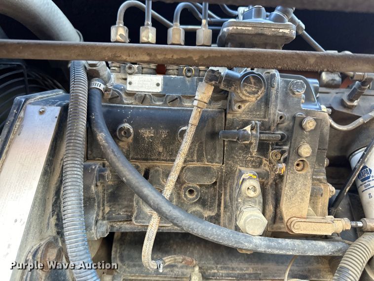 image for item OL9583 2000 Lull 844C-42 telehandler