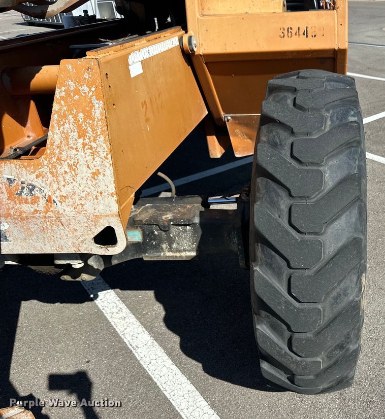 image for item OL9583 2000 Lull 844C-42 telehandler