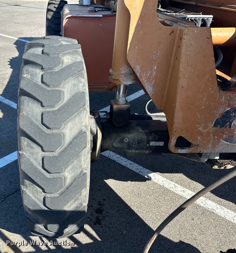 image for item OL9583 2000 Lull 844C-42 telehandler