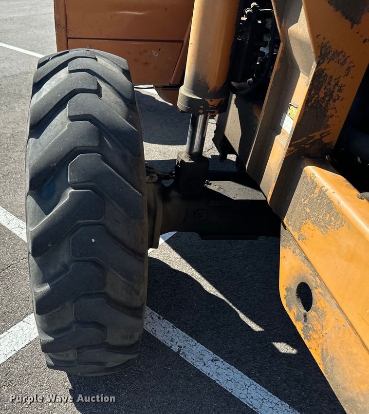 image for item OL9583 2000 Lull 844C-42 telehandler