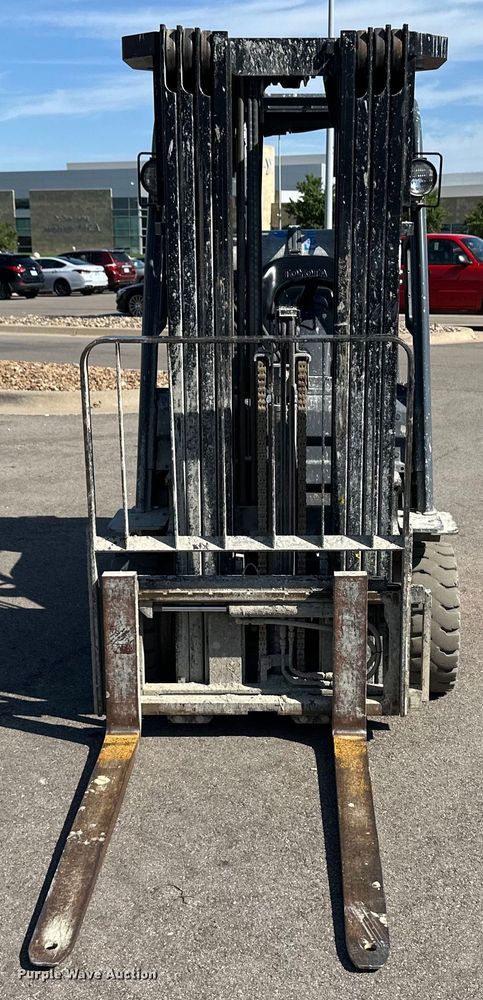 image for item OL9584 Toyota 8FGCU20 forklift