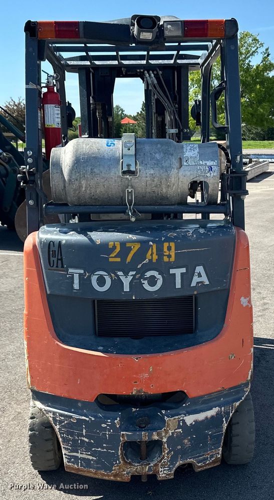 image for item OL9584 Toyota 8FGCU20 forklift