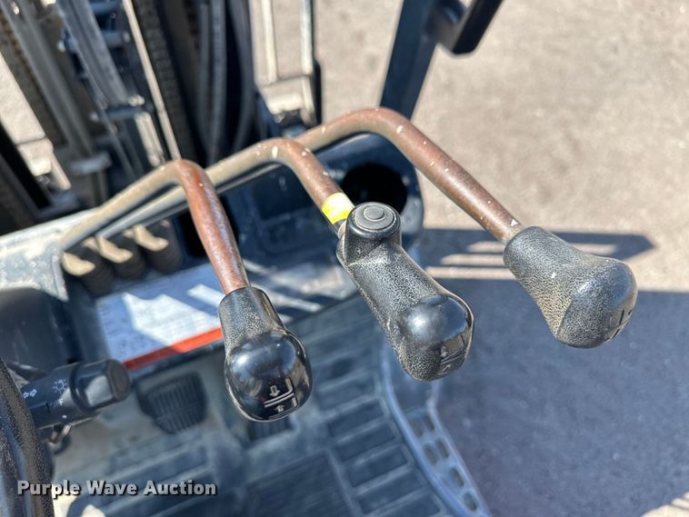 image for item OL9584 Toyota 8FGCU20 forklift