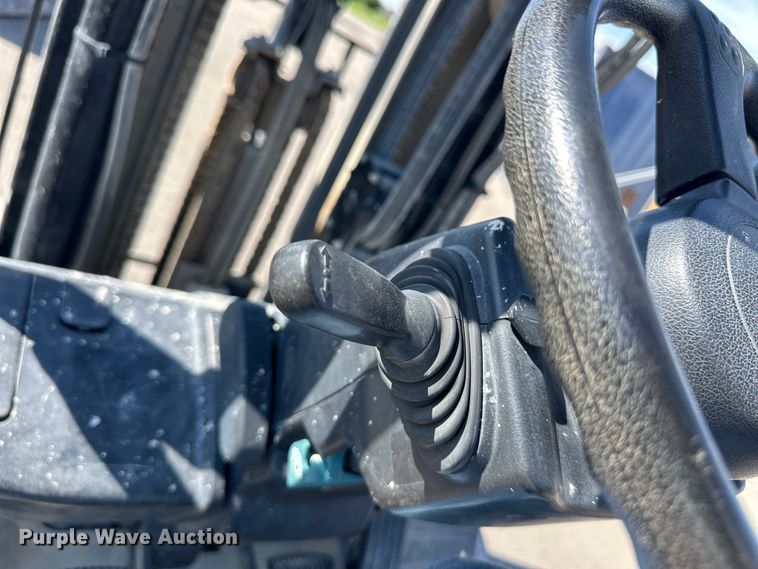 image for item OL9584 Toyota 8FGCU20 forklift