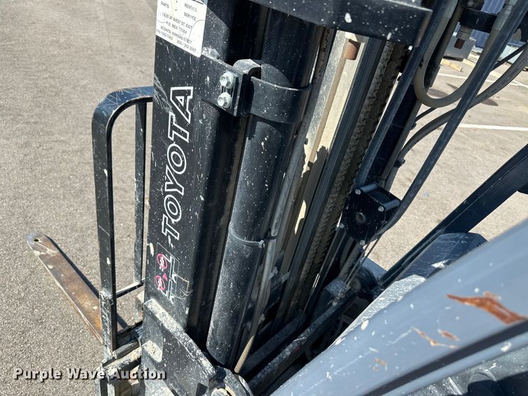 image for item OL9584 Toyota 8FGCU20 forklift