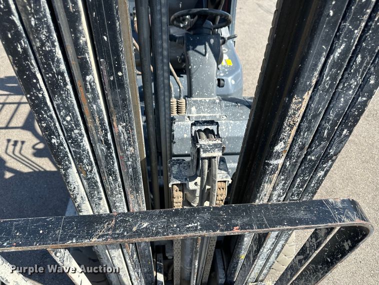 image for item OL9584 Toyota 8FGCU20 forklift