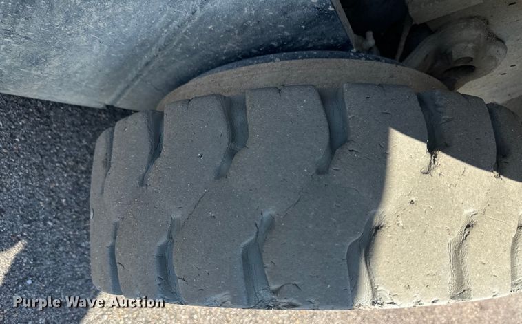 image for item OL9584 Toyota 8FGCU20 forklift