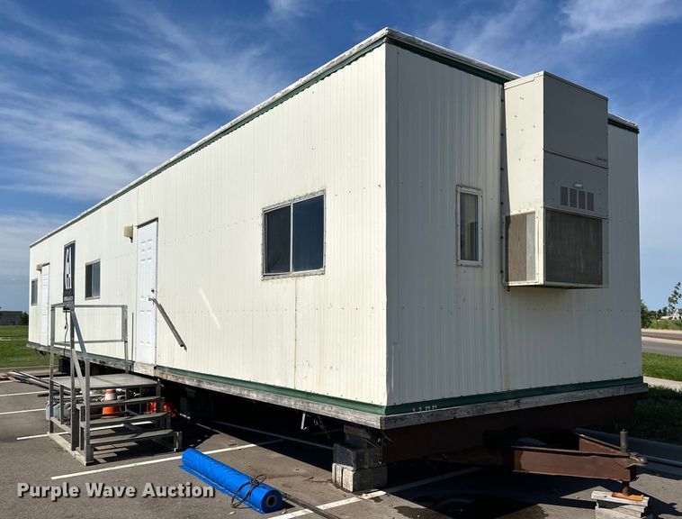 image for item OL9586 1999 Fore office trailer