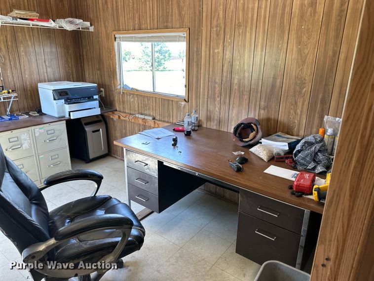 image for item OL9586 1999 Fore office trailer