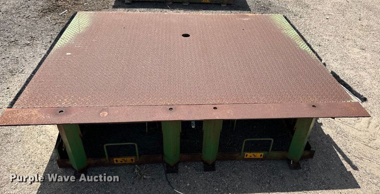 image for item OL9603 (2) Kelley loading dock levelers