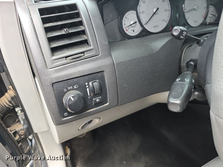 image for item DM1673 2007 Chrysler 300 Touring 